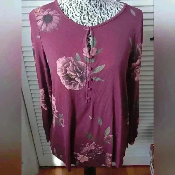 Reitmans Women's Medium Flowered Print Shirt - Picture 1 of 7